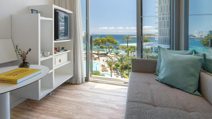 Meliá Room Front Sea View 